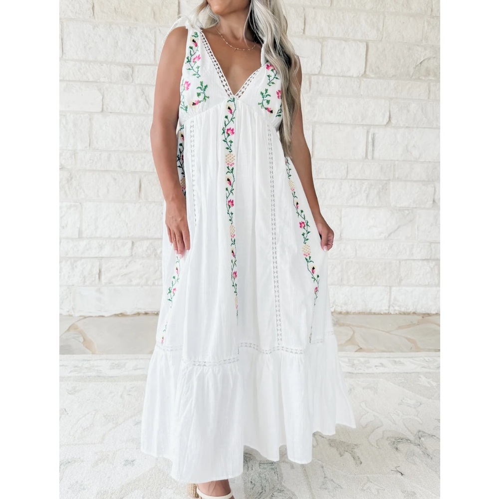 White Floral Embroidered Maxi Dress